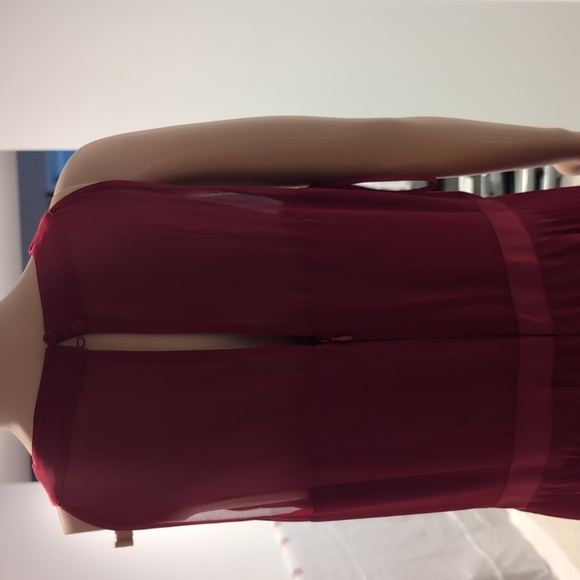 Elegant Red Pleated Dress - Picture 9 of 11